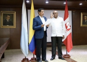 Se posesion&oacute; director del Programa Editorial