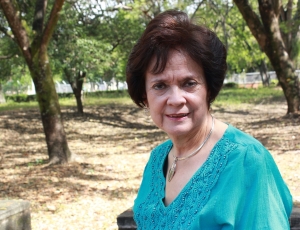 RECONOCIMIENTO A LA PROFESORA ANA MAR&Iacute;A OSPINA