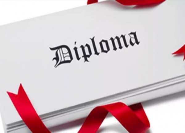 Entrega de est&iacute;mulos acad&eacute;micos