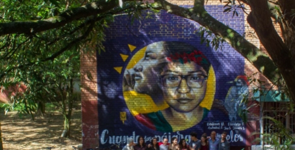 Conferencia: Los usos de la lengua de se&ntilde;as colombiana (LSC) en contextos educativos