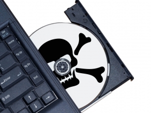 INFORMACION PARA TODO EL PERSONAL DE HUMANIDADES: ANTIPIRATERIA Y LICENCIAMIENTO DE SOFTWARE