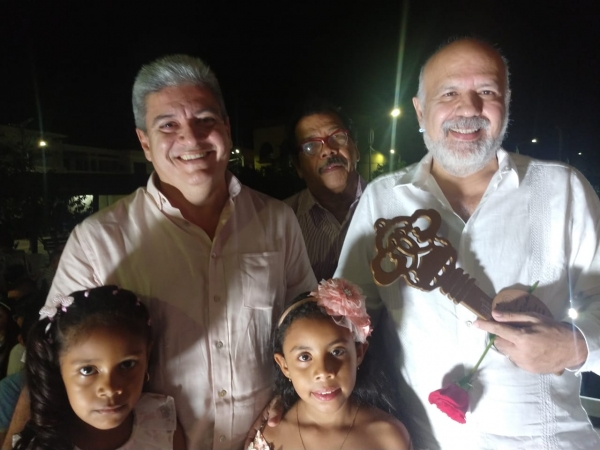 Dar&iacute;o Henao, ciudadano ilustre de Santa Cruz de Lorica