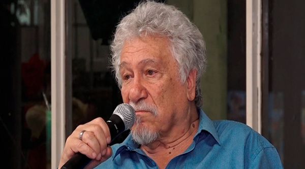 Cas(z)a de Letras programa 54: Juan Manuel Roca