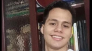 Juan Jos&eacute; Mondrag&oacute;n premiado por su cuento: Derrumbe.