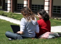Sustentaci&oacute;n de tesis: Construcci&oacute;n y vivencia del cuerpo femenino en adolescentes entre los 14 y 18 a&ntilde;os de edad